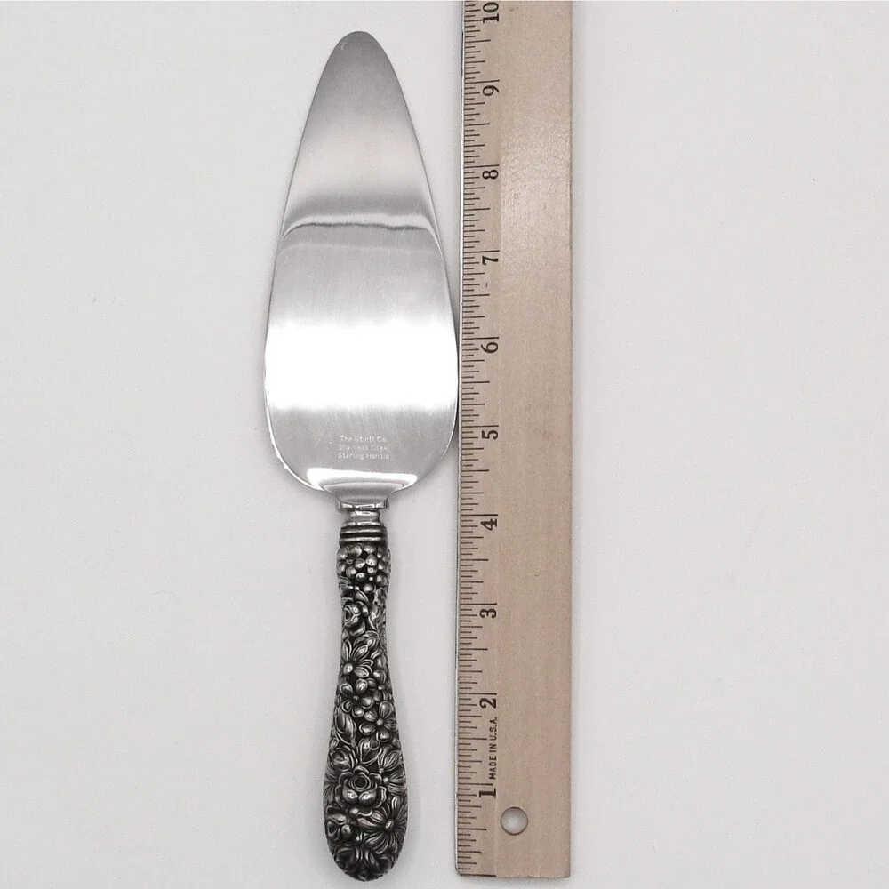 Vintage Stieff Rose Repousse Sterling Silver Handle Pie Cake Server w Box
